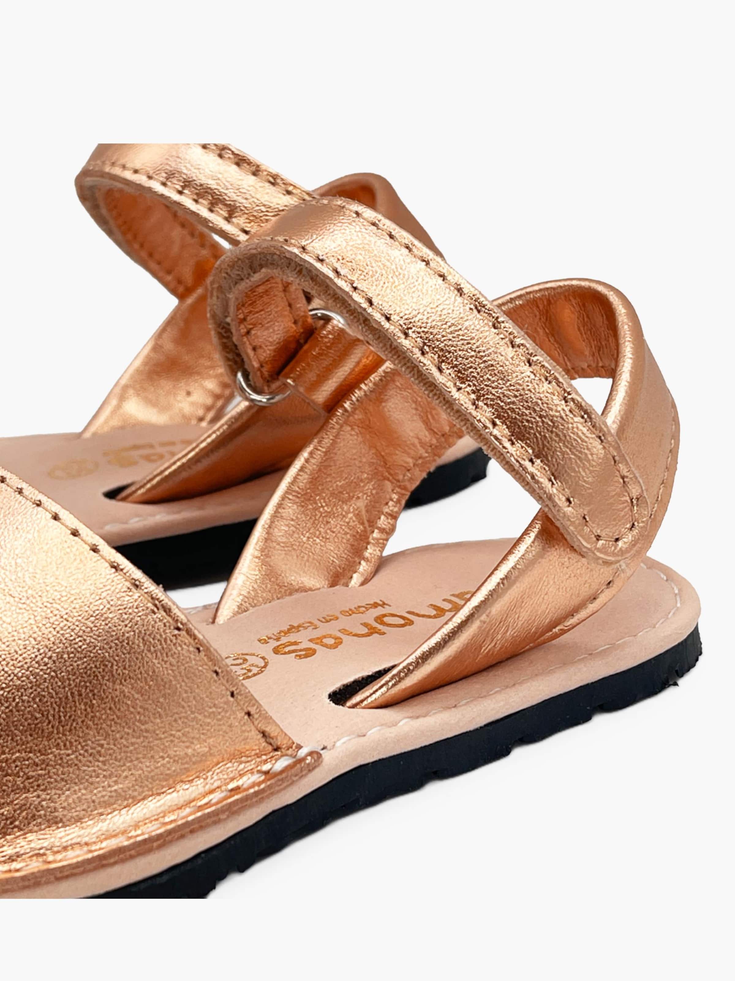 Pisamonas - Sandalias en oro