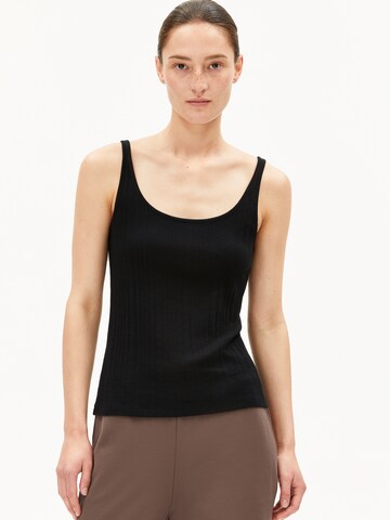 ARMEDANGELS Top 'Mahelitaa' in Zwart: voorkant