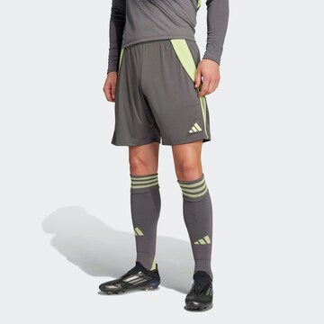 ADIDAS PERFORMANCE - regular Pantalón deportivo 'TIRO 24' en gris: frente