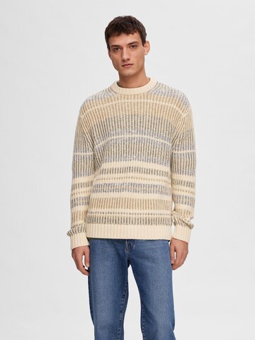 SELECTED HOMME Sweater in Beige: front