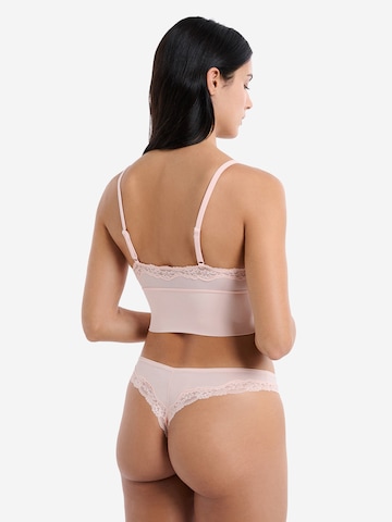 Triangolo Reggiseno 'Pure Soft Lace' di ETAM in rosa