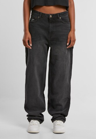 Karl Kani Loose fit Jeans in Black: front