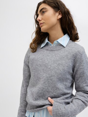 Pull-over 'JXElva' JJXX en gris