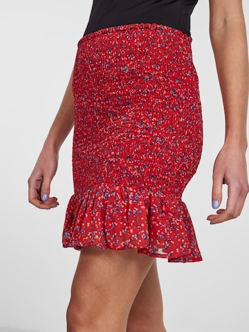 PIECES Skirt 'Mynte' in Red