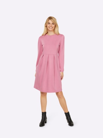 Robe heine en rose : devant