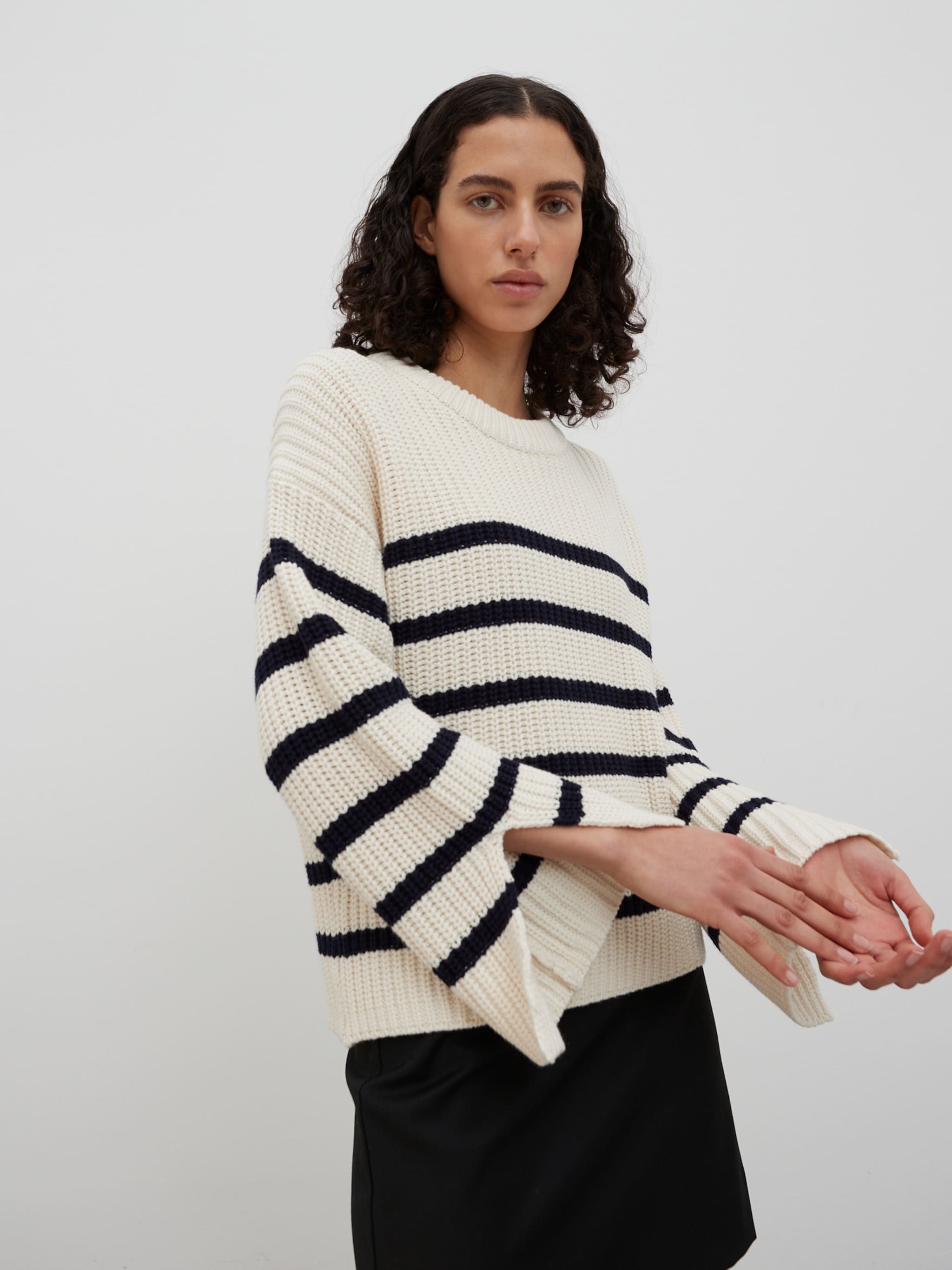 EDITED Produkte Jumper 'Danco' schwarz