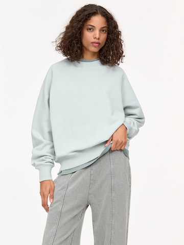 Pull&Bear Sweatshirt in Grijs: voorkant