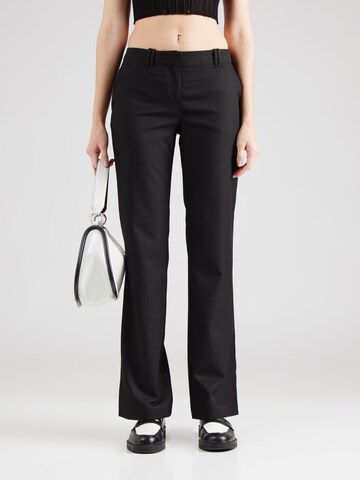 Bootcut Pantaloni di Monki in nero: frontale