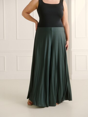 Guido Maria Kretschmer Curvy Wide Leg Hose 'Samantha' in Grau: predná strana