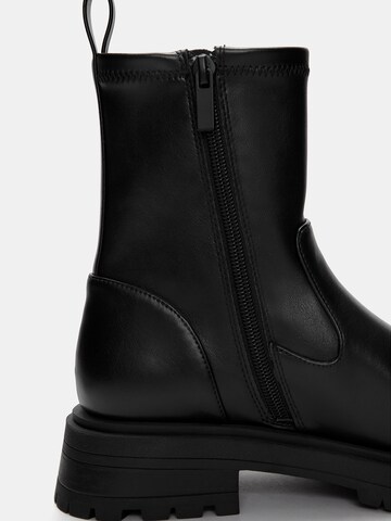 Stivaletto di Pull&Bear in nero