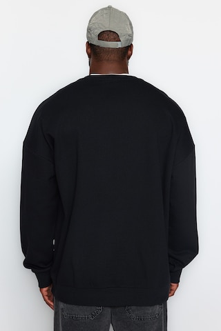 Trendyol - Sudadera en negro