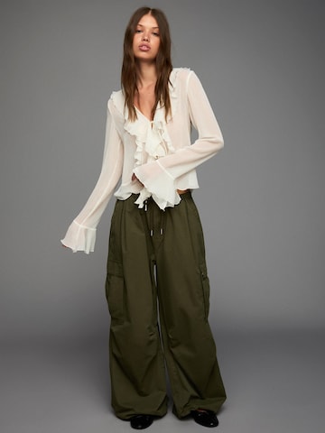 Bershka Blúz - bézs: elől