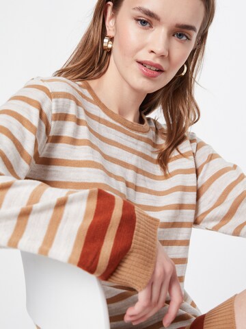 Rochie tricotat de la Trendyol pe bej