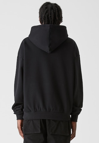 Lost Youth Sweatshirt in Black