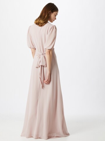 Robe de soirée 'Tansiha' TFNC en rose