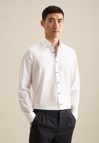 SEIDENSTICKER Slim fit Button Up Shirt 'Shaped' in White: front