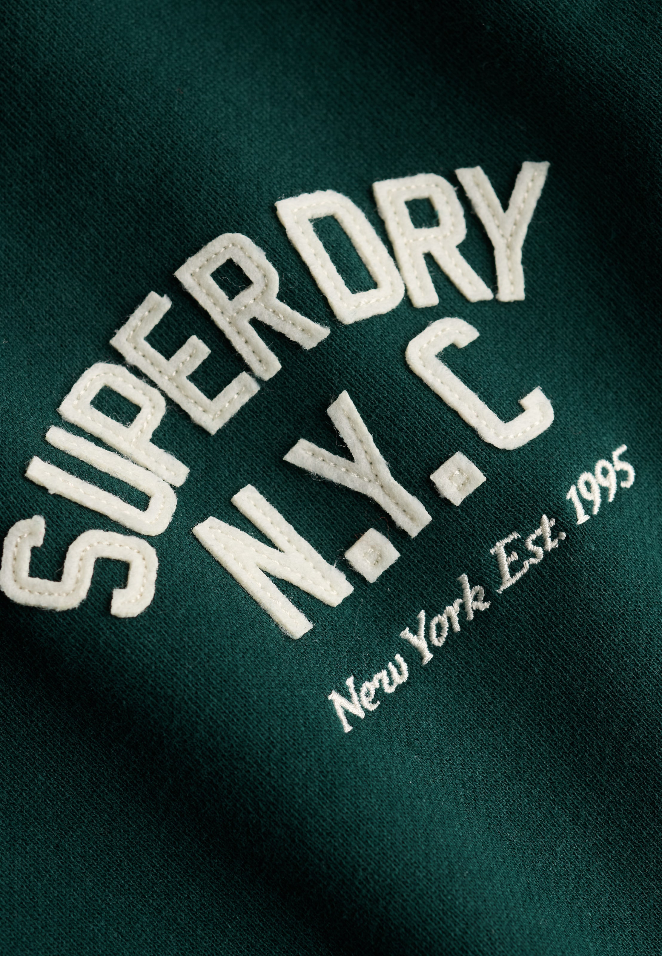 Sweat-shirt 'Country Club' Superdry & Co en vert