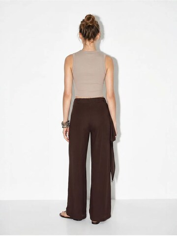 Wide leg Pantaloni 'Hose' di Bianco Lucci in marrone