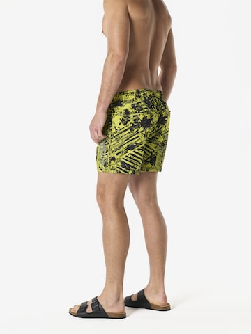 Shorts de bain KOROSHI en jaune