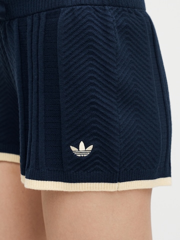 regular Pantaloni di ADIDAS ORIGINALS in blu
