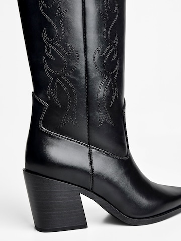 Bottes de cowboy 'BOTA' Bershka en noir