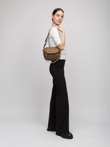 Borsa a spalla 'Slater' di Michael Kors in marrone: frontale