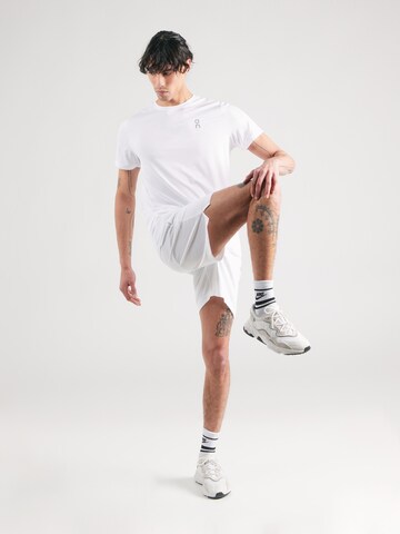 Maglia funzionale 'Core' di On in bianco