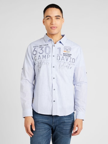 CAMP DAVID - Ajuste regular Camisa en azul: frente