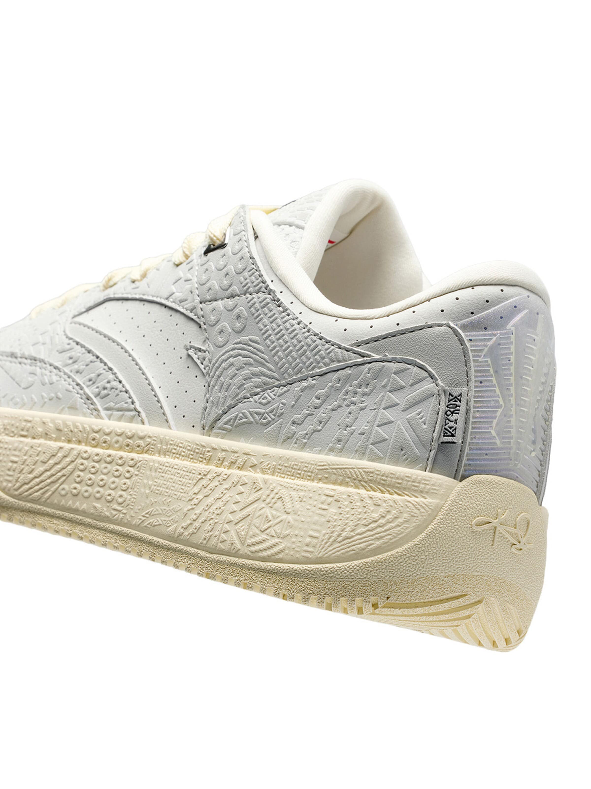 ANTA Sportschuh 'Anta KAI Hela Code Lifestyle Shoes'‌ in Grau
