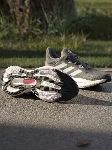 ADIDAS PERFORMANCE - Zapatillas de running 'Solarglide 6' en gris