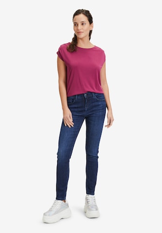 Cartoon Slimfit Jeans in Blau