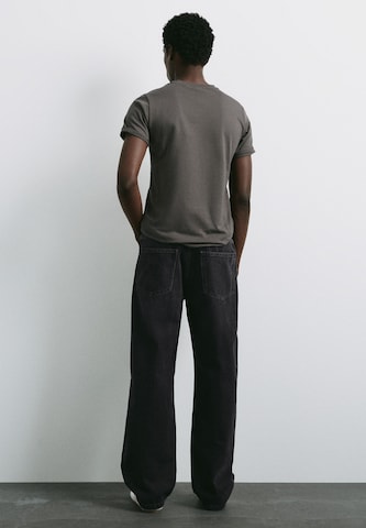 Pull&Bear Baggy Jeans in Zwart