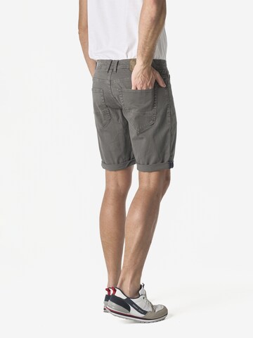 Regular Jean KOROSHI en vert