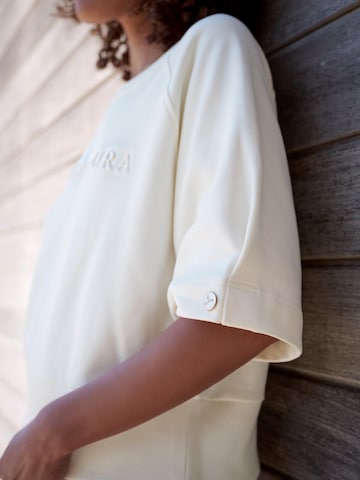 I want the moon Shirt 'SPREZZATURA' in Beige
