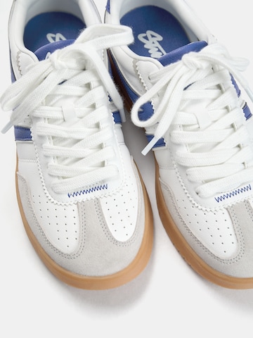 Pull&Bear Platform trainers in White