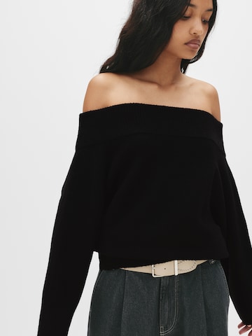 Pull&Bear Sweter w kolorze czarny