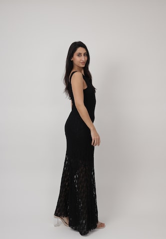 Elara Abendkleid in Schwarz