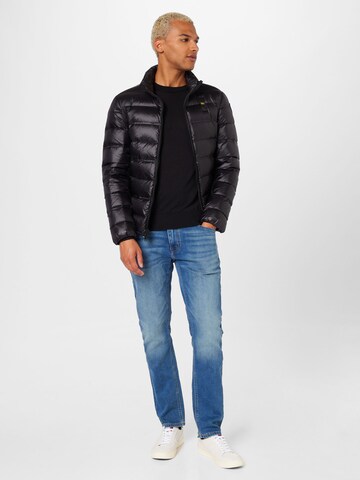 TOMMY HILFIGER Sweater in Black