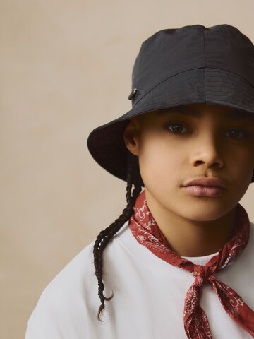 Chapeau Next en noir