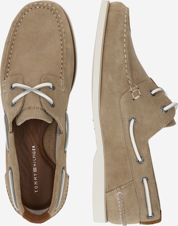 TOMMY HILFIGER Mocassins in Beige