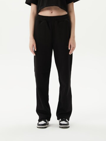 Ossy Homer Loosefit Sporthose 'Heavy Cotton 450 GSM N1Y013' in Schwarz