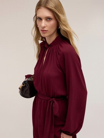 Robe MOTIVI en rouge