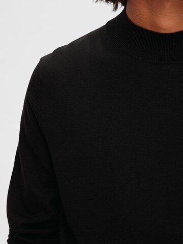 SELECTED HOMME Sweater in Black