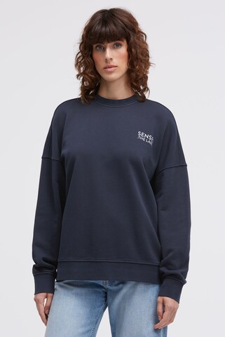 SENSES.THE LABEL Sweatshirt in Blue: front
