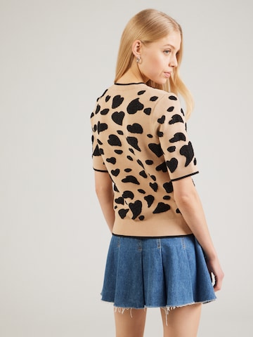 Pull-over & Other Stories en beige