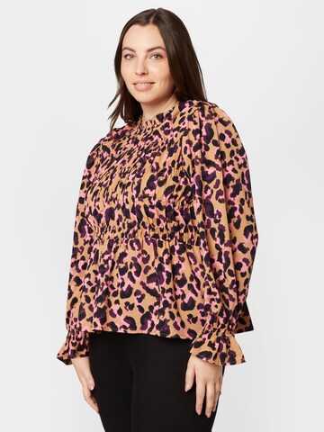 PIECES Curve Shirt 'MELINE' in Braun: predná strana