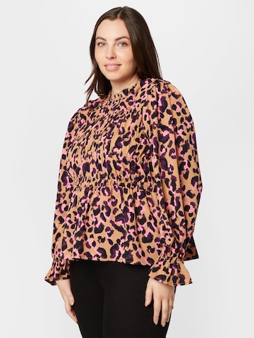 PIECES Curve Shirt 'MELINE' in Braun: predná strana