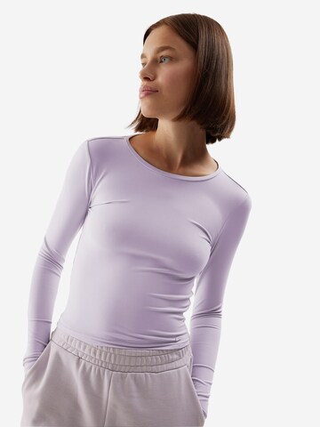 T-shirt 4F en violet : devant