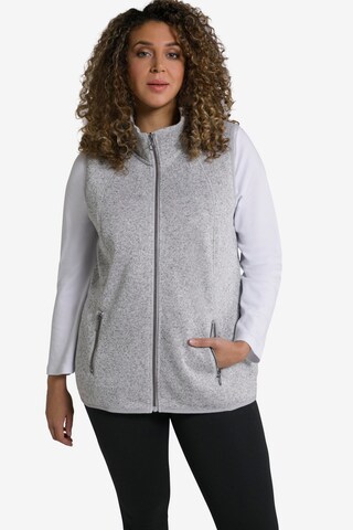 Ulla Popken Vest in Grey: front