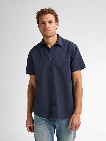 Petrol Industries Regular fit Overhemd 'Oceanbreeze' in Blauw: voorkant